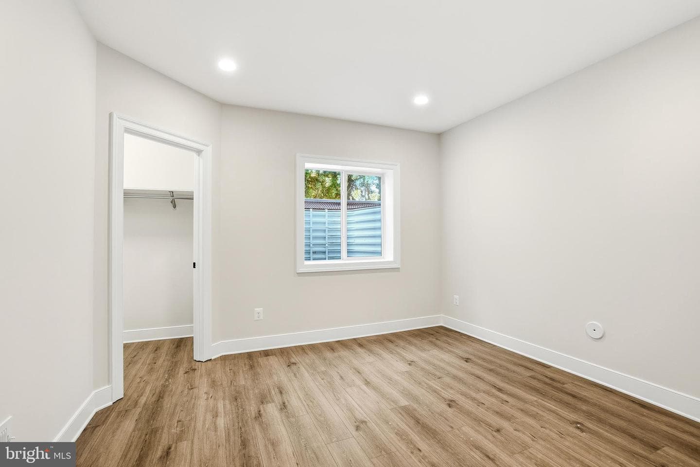 8802 Ridge Road photo 26