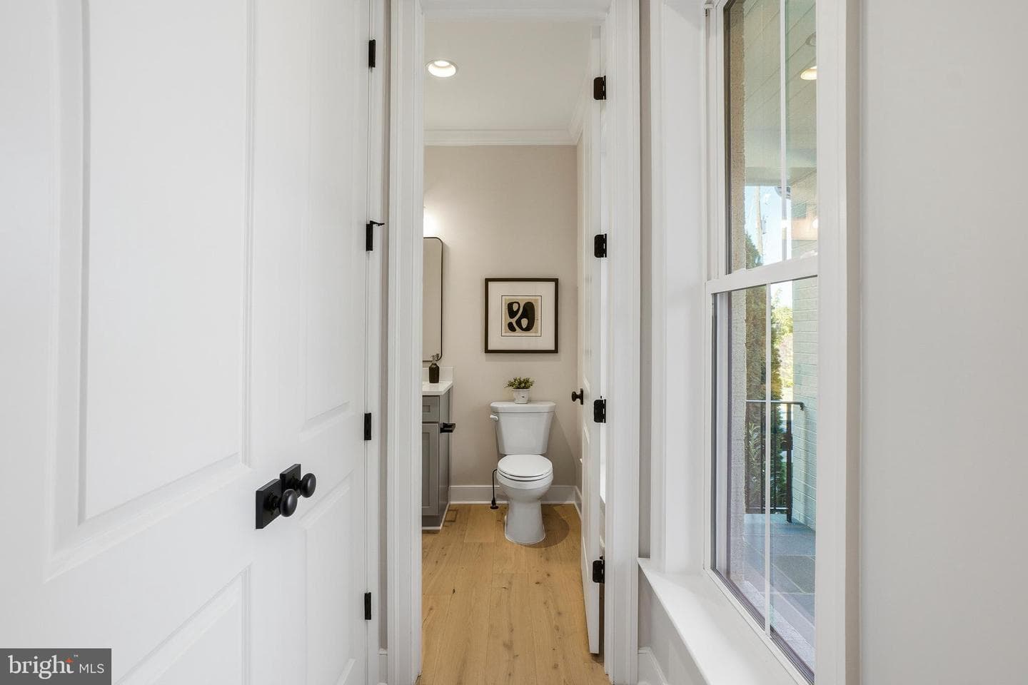 8802 Ridge Road photo 4