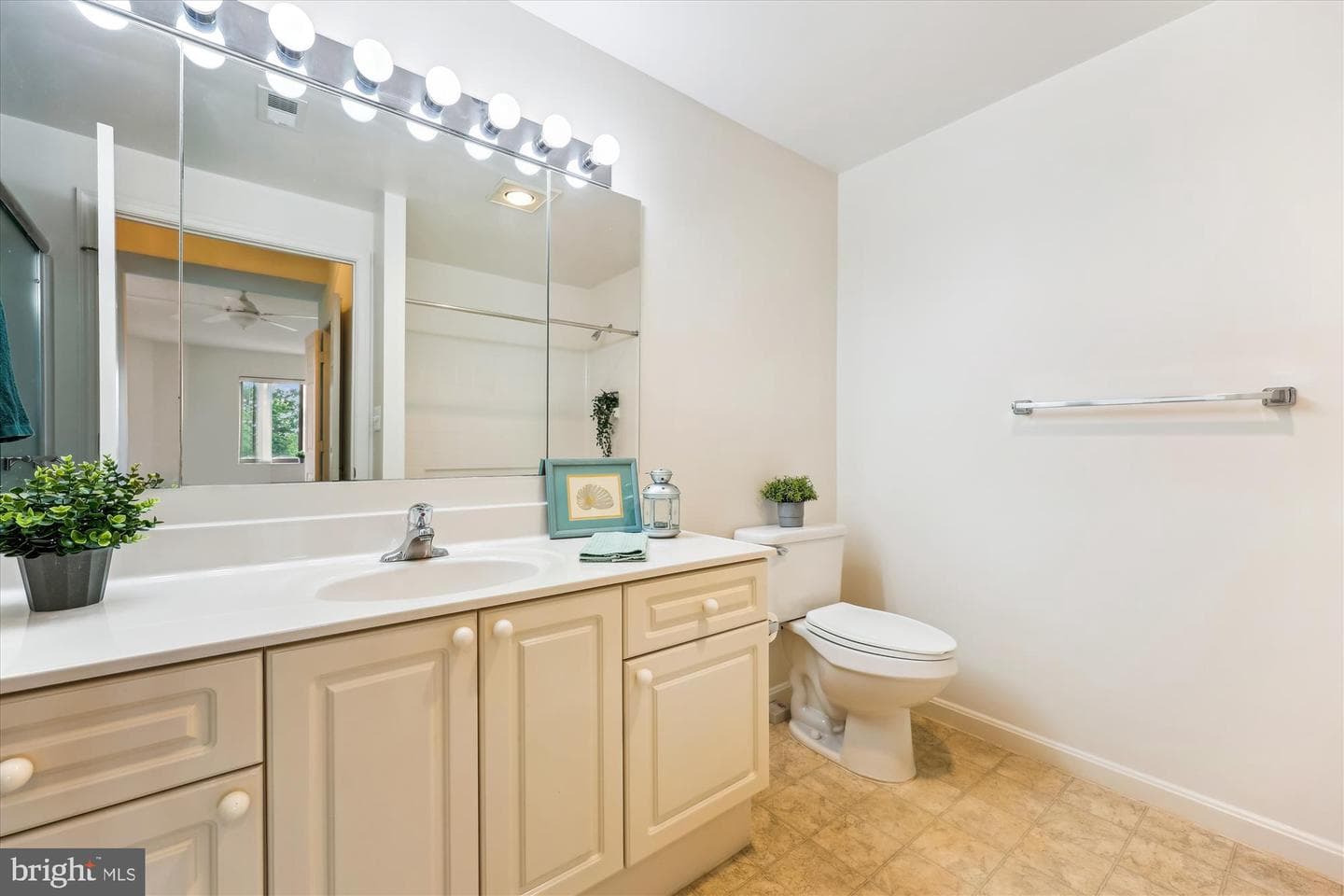 3100 N Leisure World Boulevard #507 photo 14