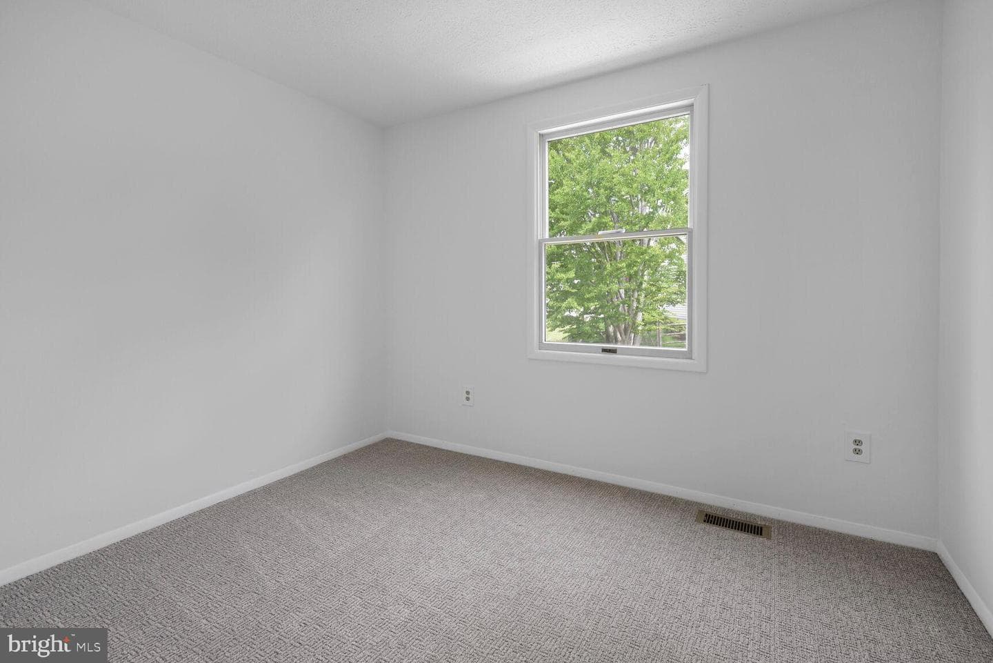 19229 Gunnerfield Lane photo 19