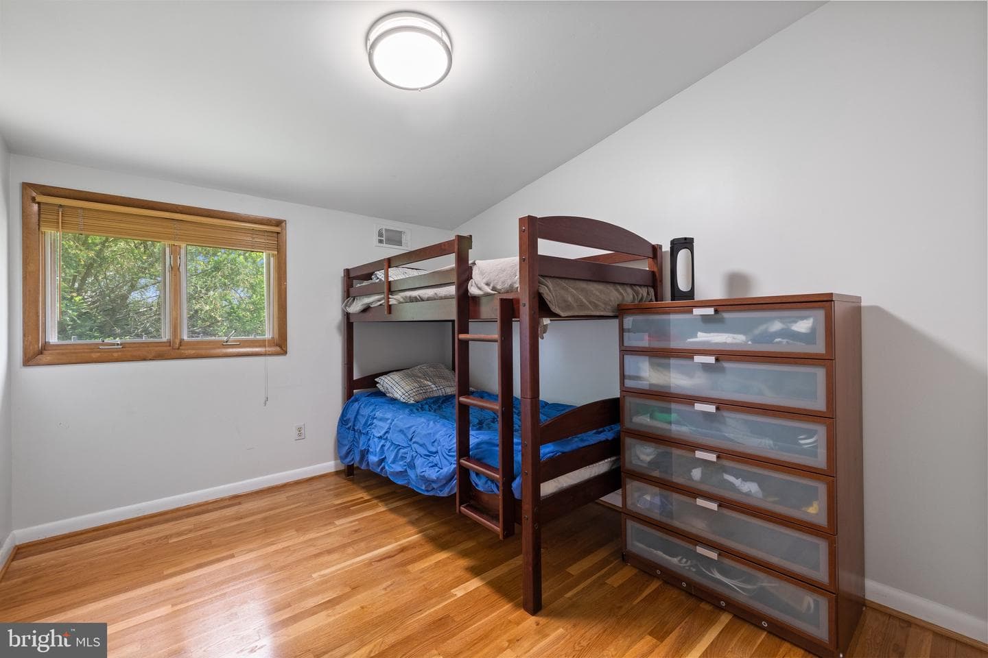 916 Hyde Road photo 16