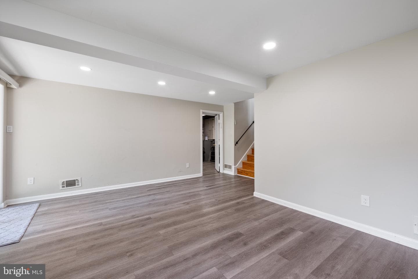 916 Hyde Road photo 22