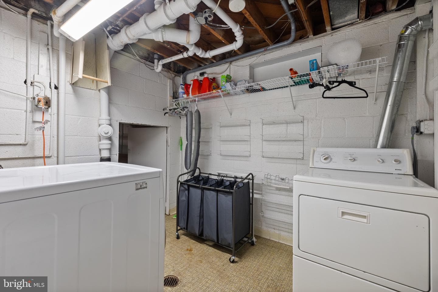 916 Hyde Road photo 26