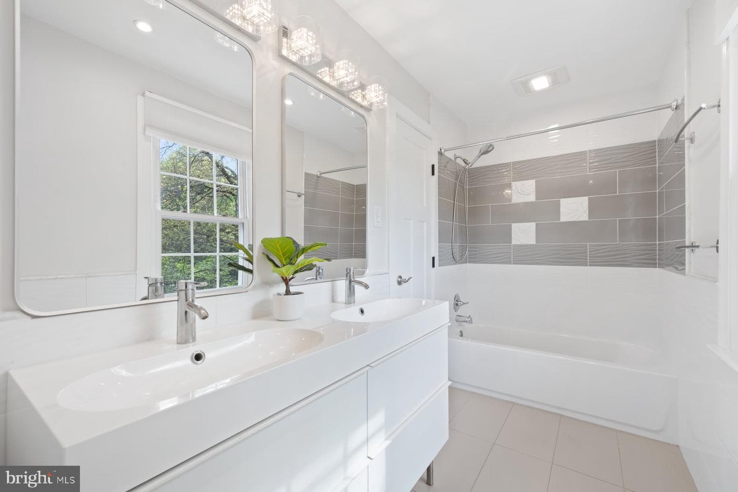 13612 Glenhurst Road photo 36