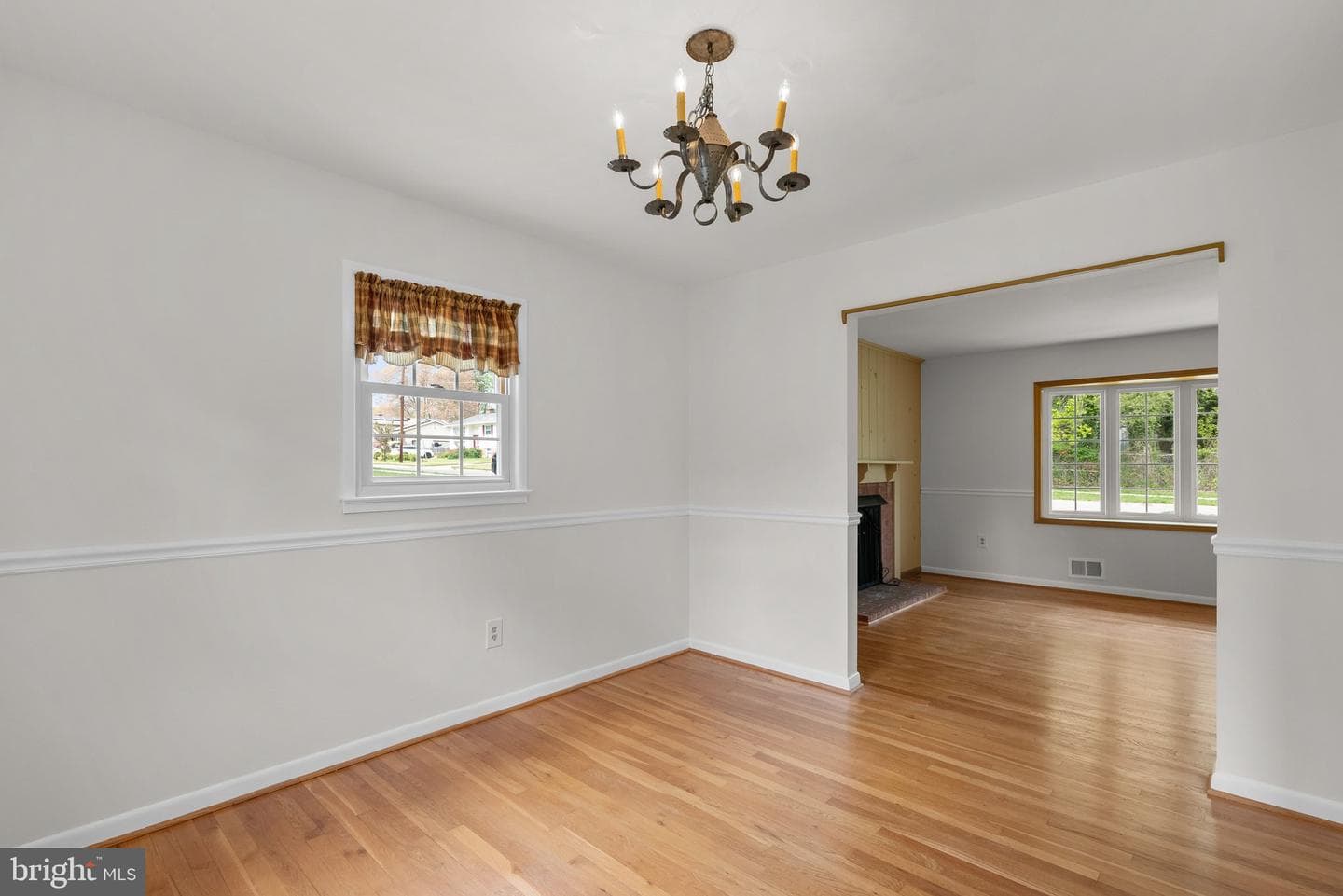 4712 Iris Street photo 12