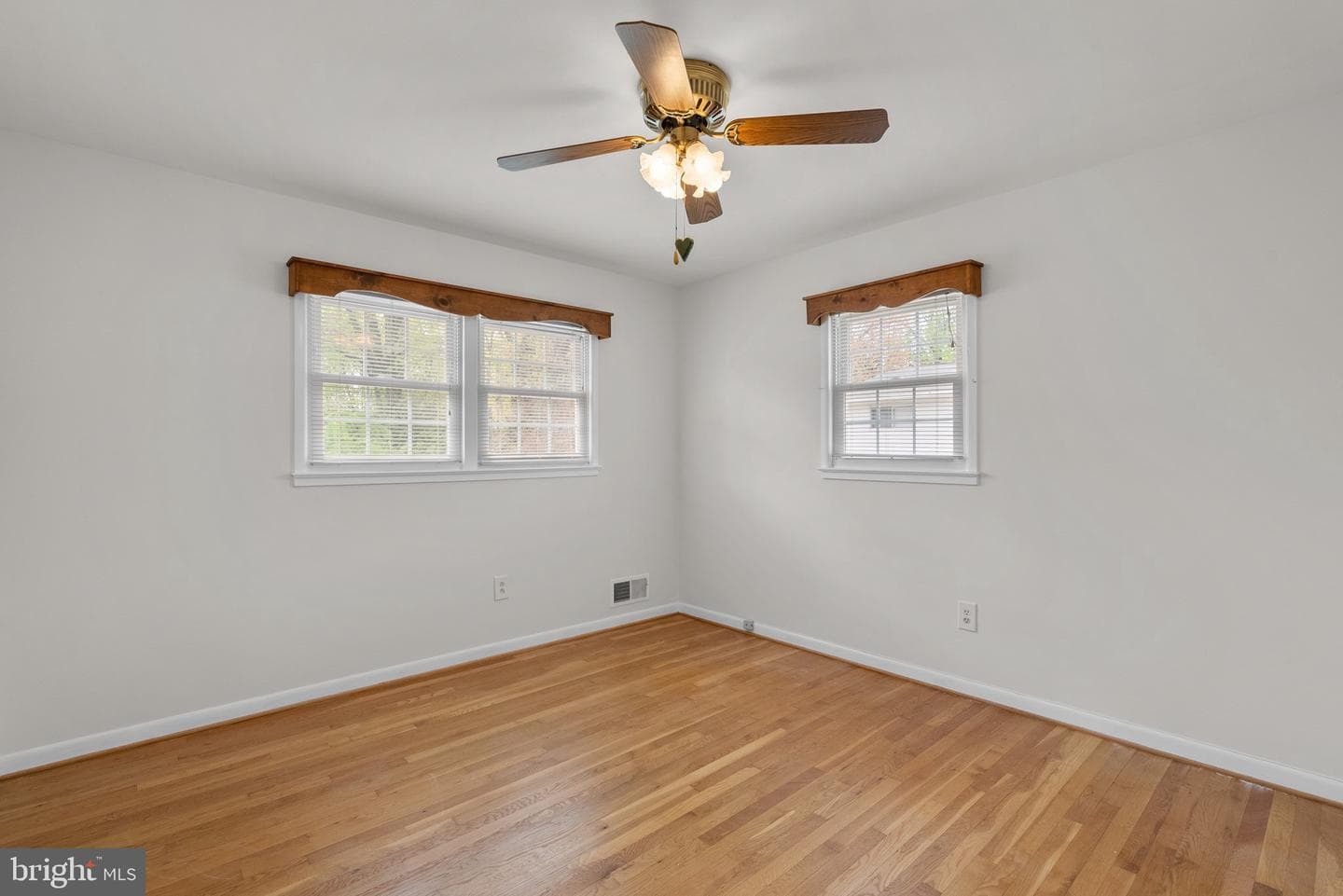 4712 Iris Street photo 20