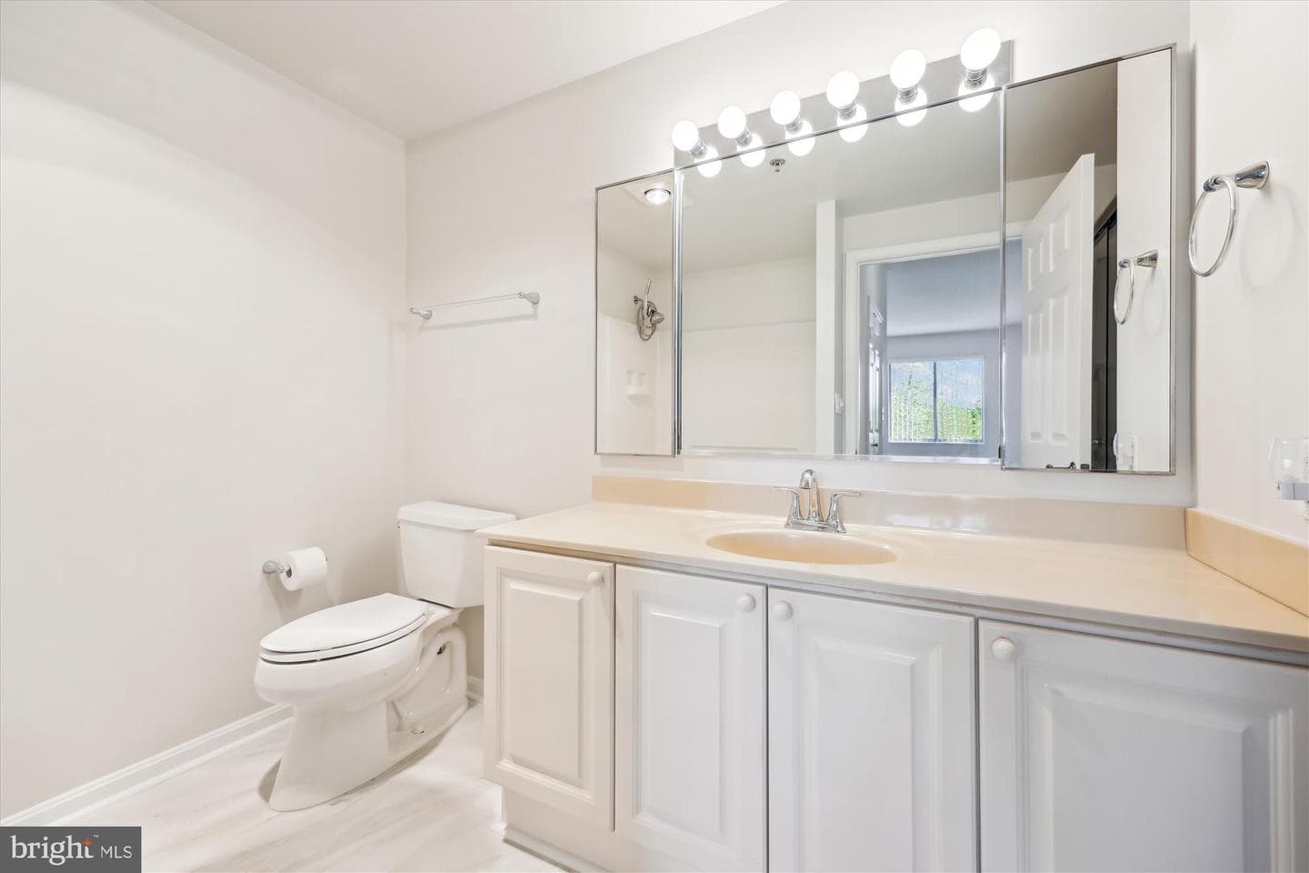2900 N Leisure World Boulevard #409 photo 34
