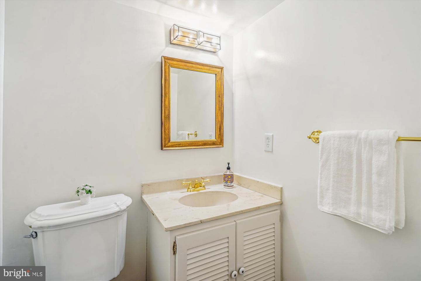 4978 Sentinel Drive #12-503 photo 6