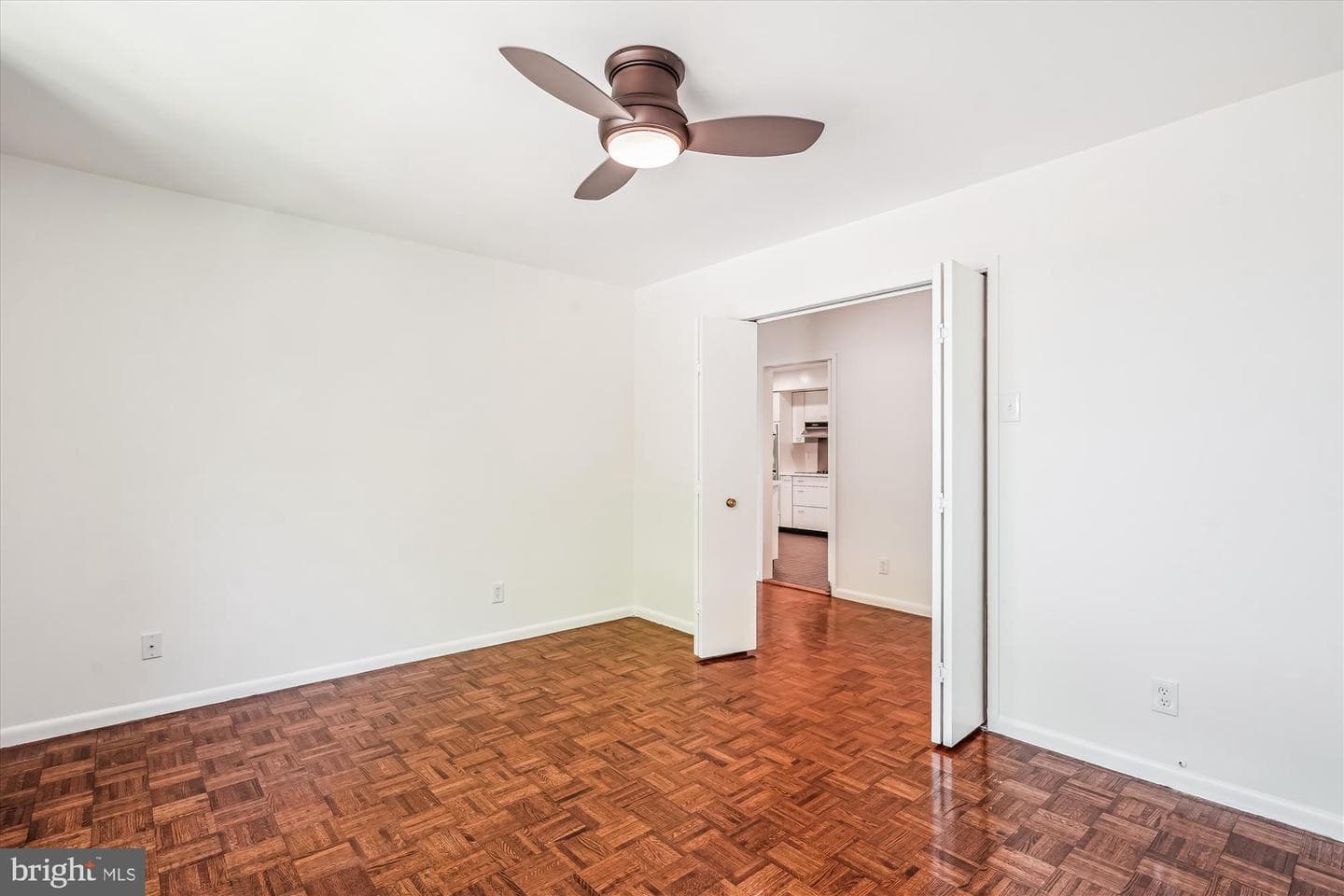 4978 Sentinel Drive #12-503 photo 7