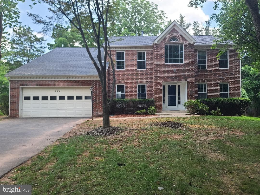303 Saybrooke View Drive photo 3