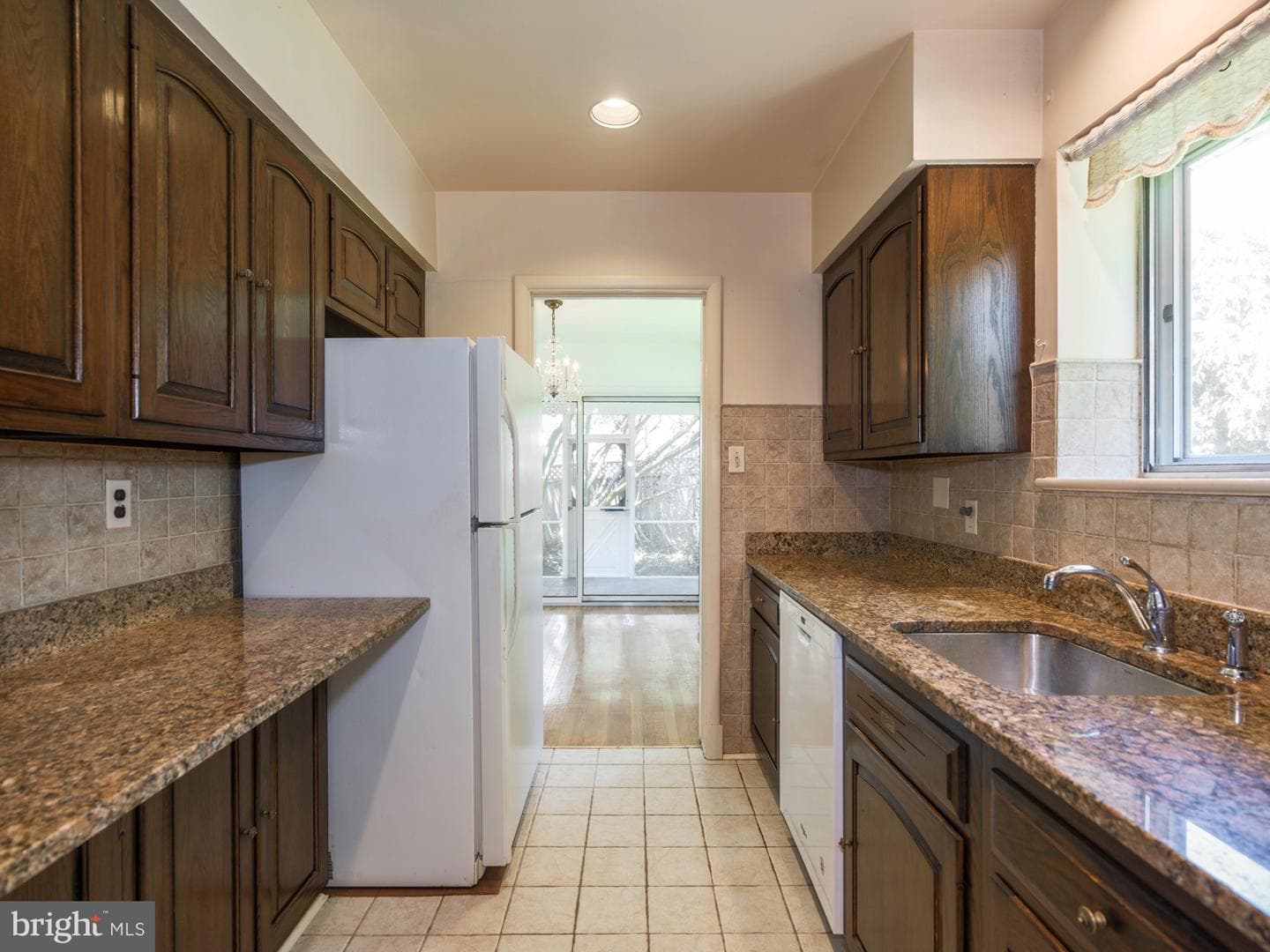 6502 Brookes Hill Court photo 10