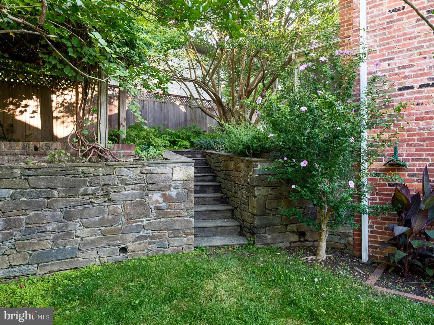 6502 Brookes Hill Court photo 35