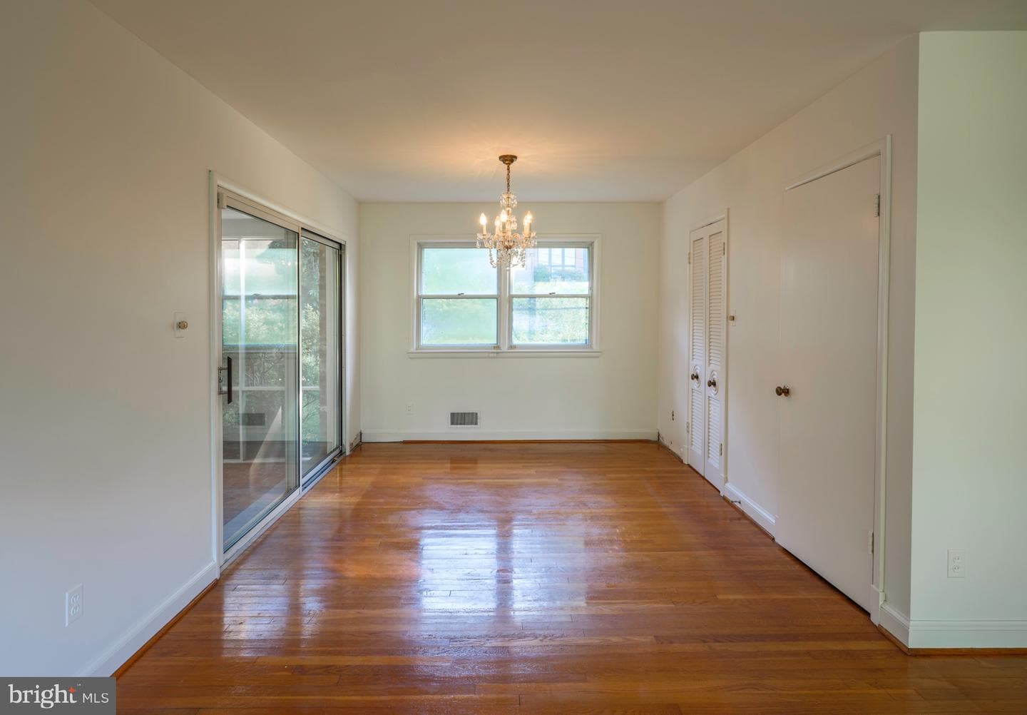 6502 Brookes Hill Court photo 7