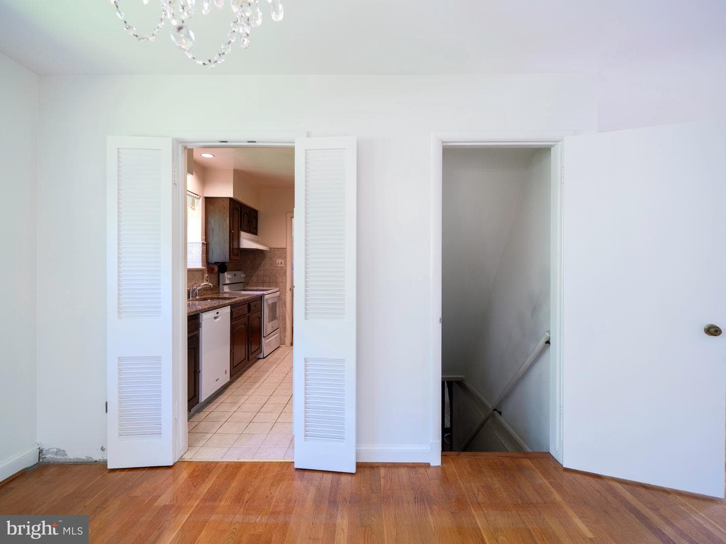 6502 Brookes Hill Court photo 8
