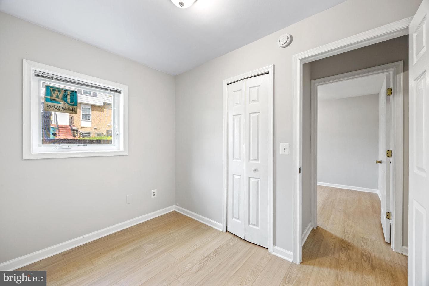 565 W Diamond Avenue #27 photo 18