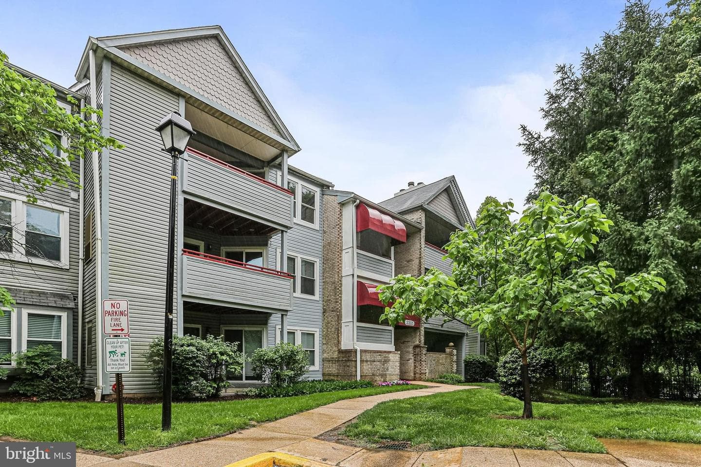 3301 Sir Thomas Drive #6-B-31 photo 1