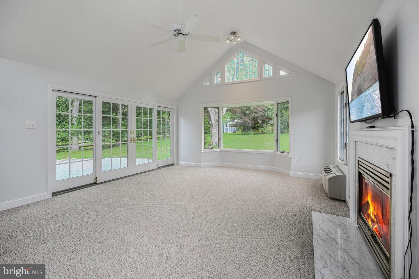 12405 Ellen Court photo 19