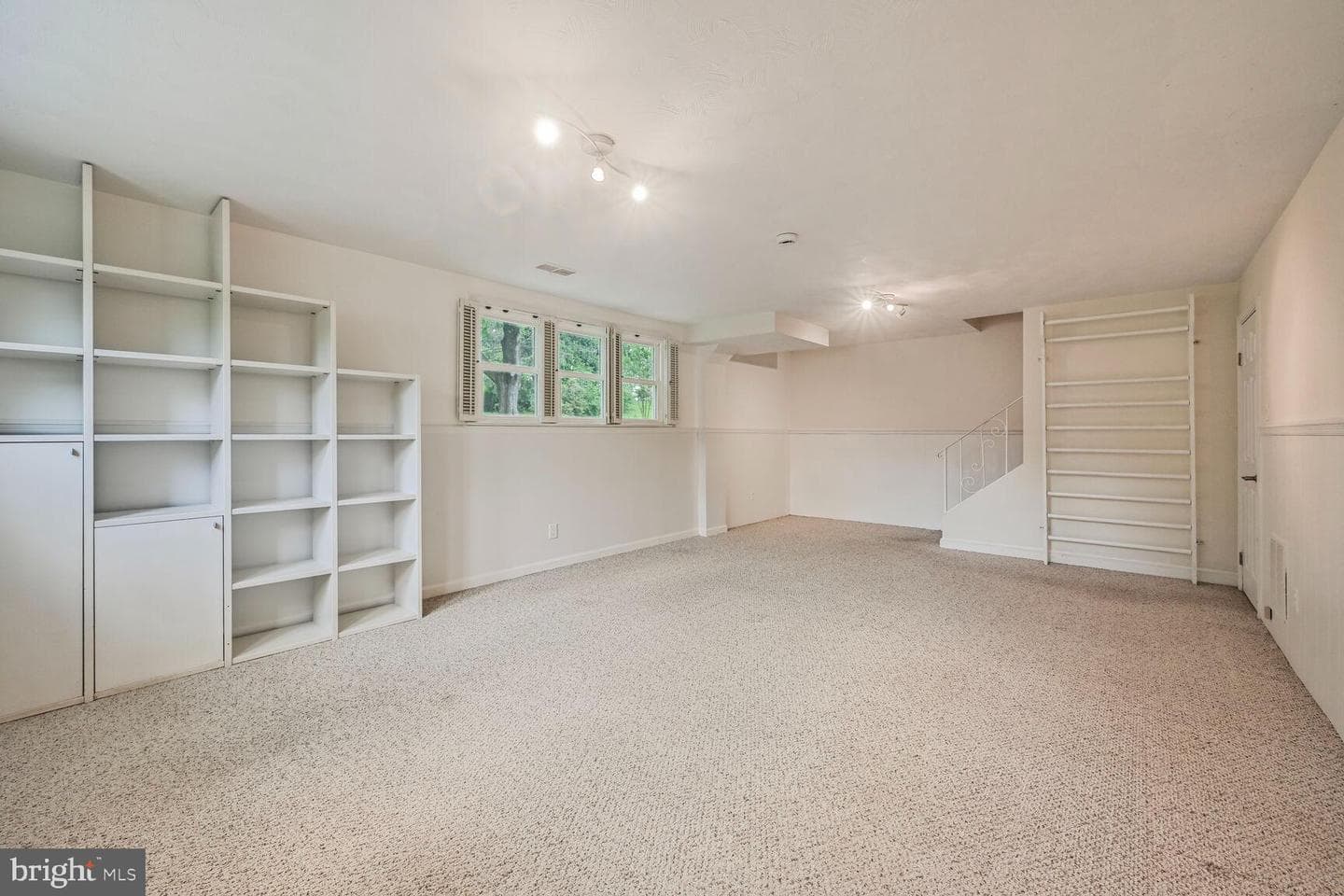 12405 Ellen Court photo 35