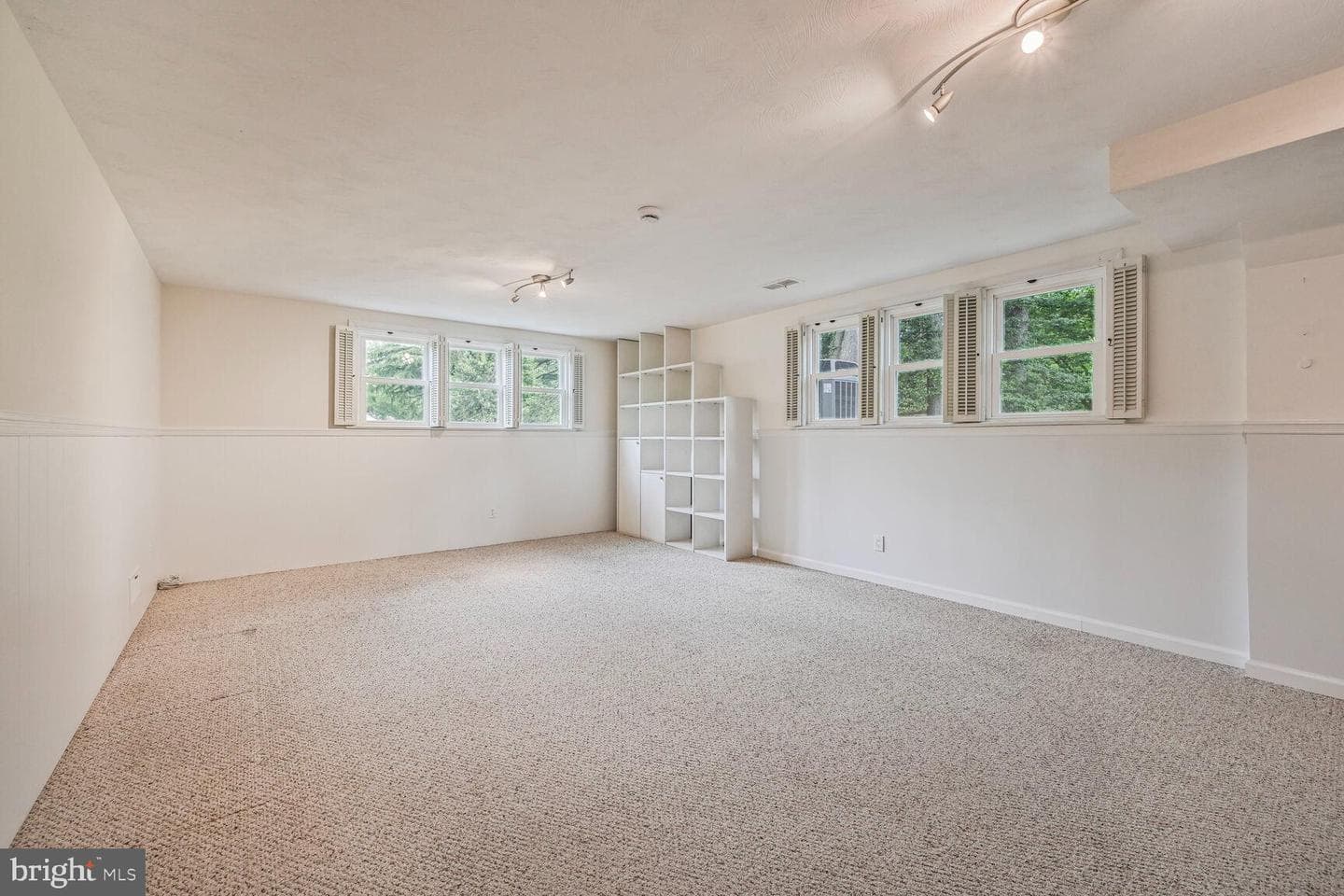 12405 Ellen Court photo 36