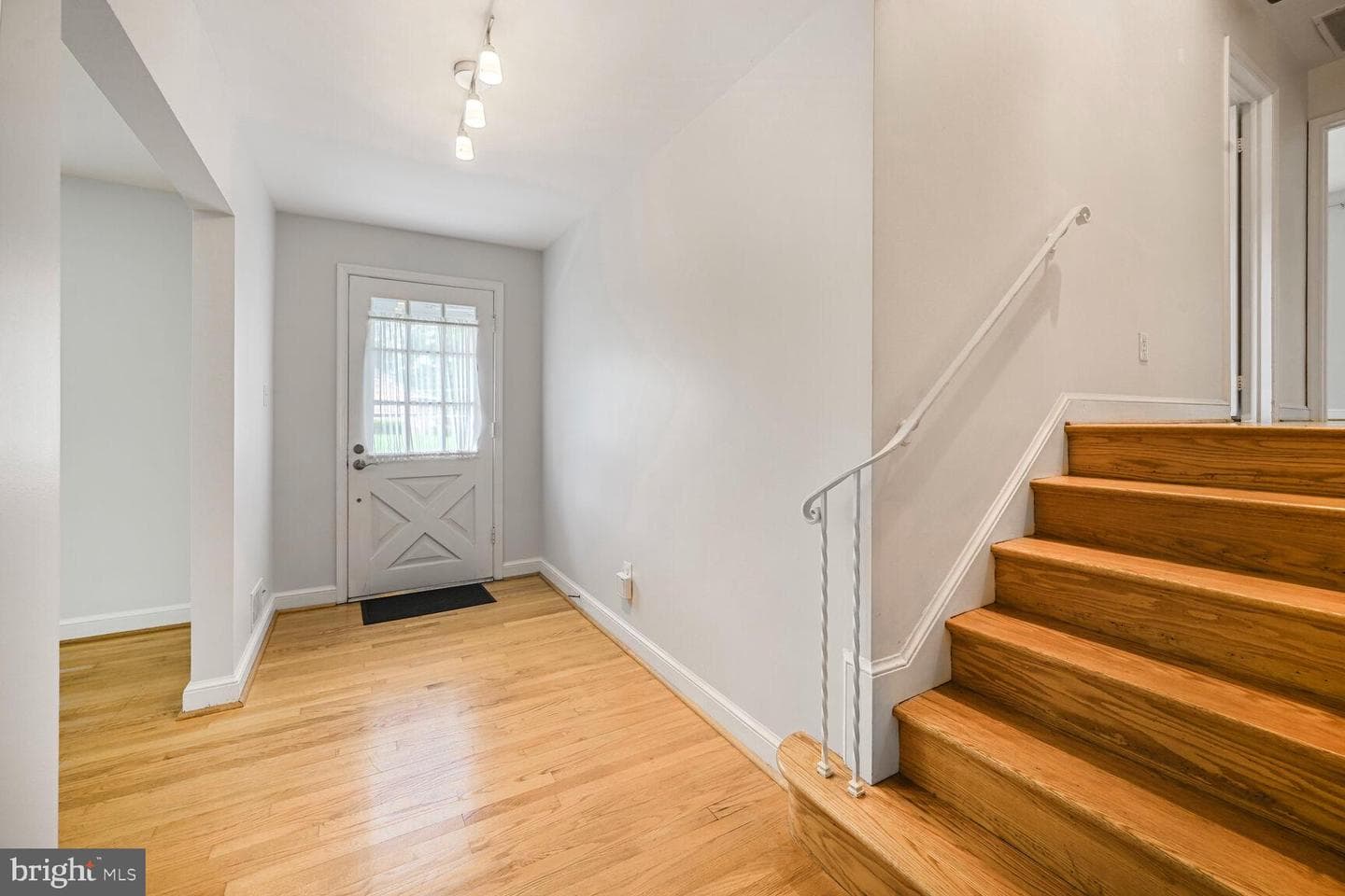 12405 Ellen Court photo 6