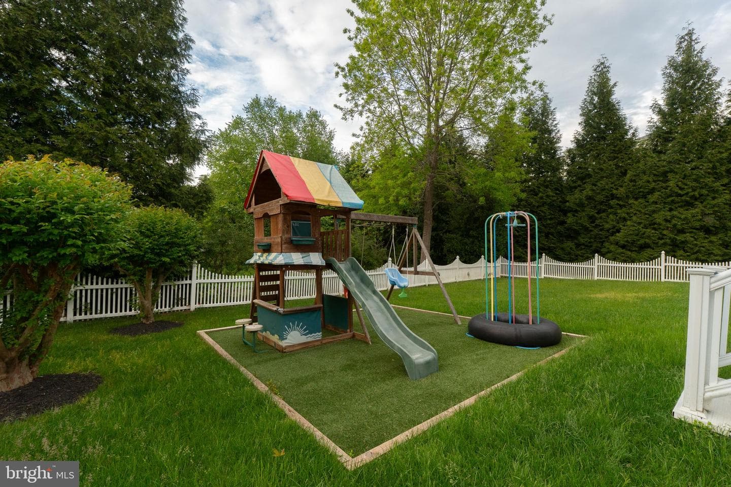14309 Kings Crossing Boulevard photo 45