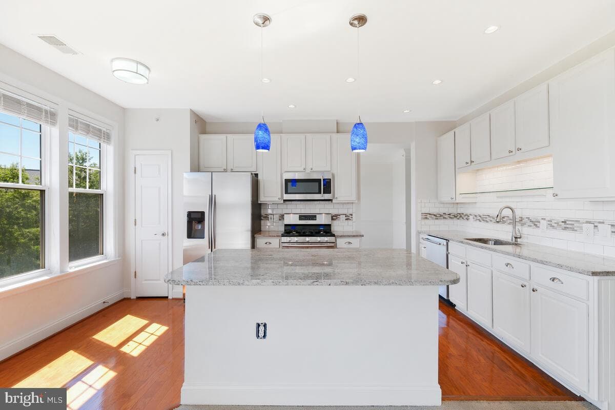 130 Chevy Chase Street #404 photo 17
