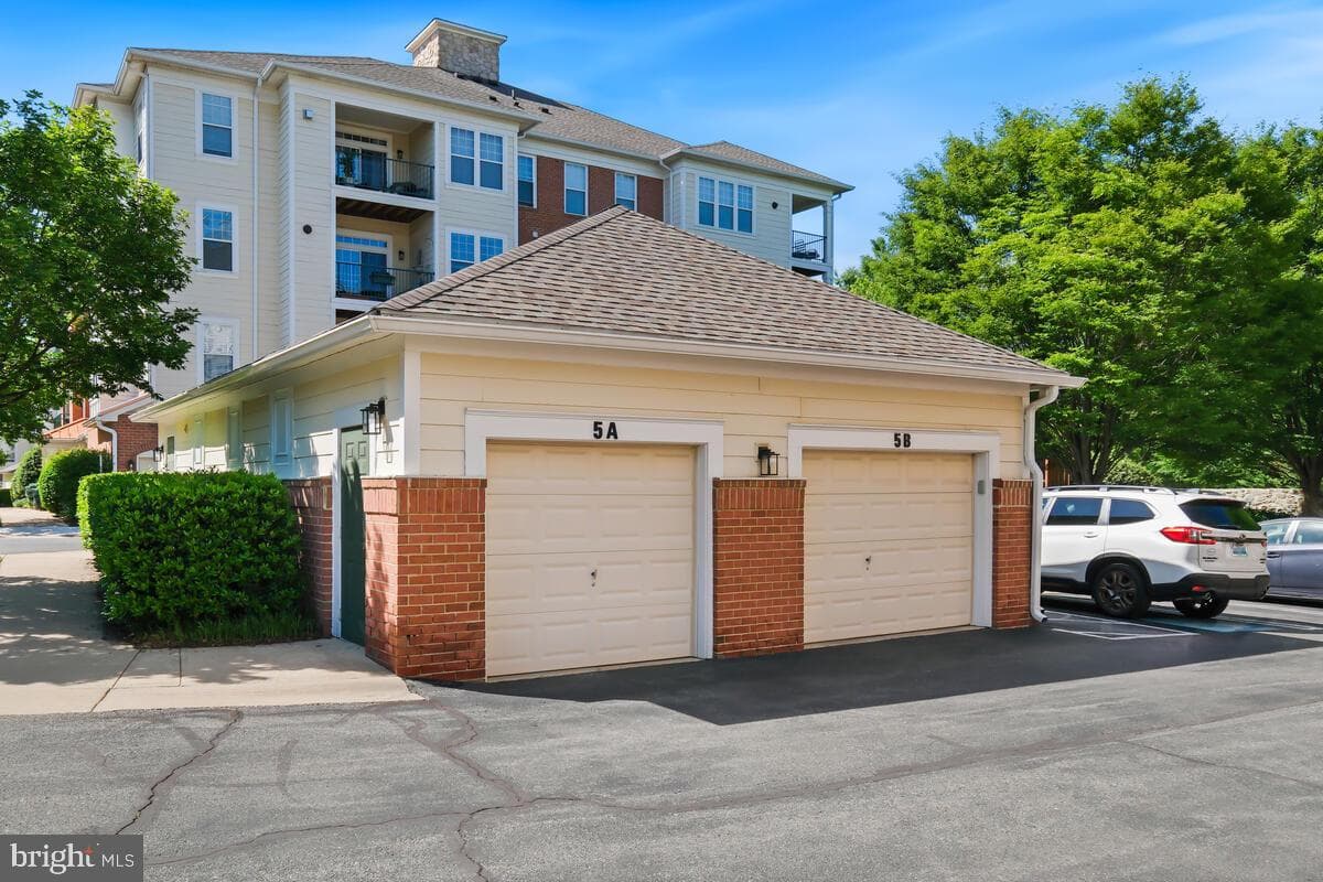 130 Chevy Chase Street #404 photo 4