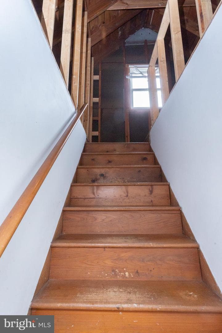 2016 Lansdowne Way photo 14