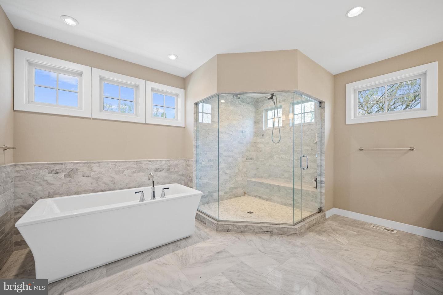 7005 Richard Drive photo 25