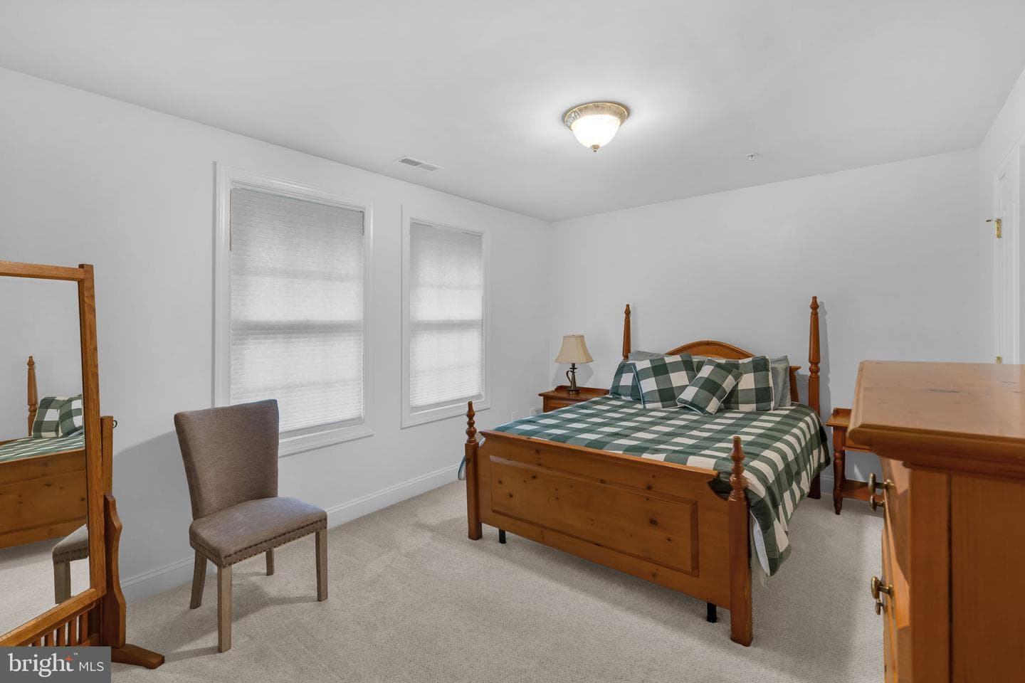 1010 Hollywood Avenue photo 14