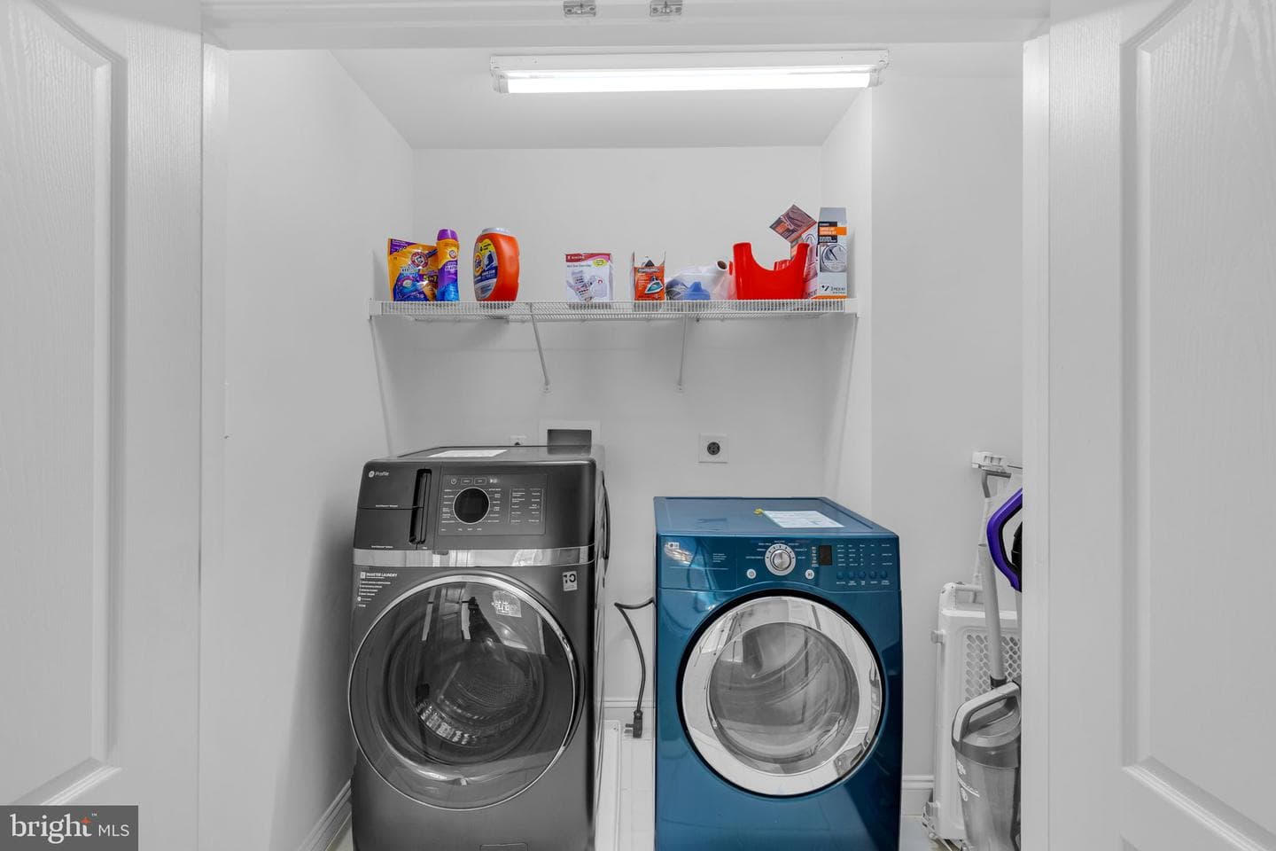 1010 Hollywood Avenue photo 22