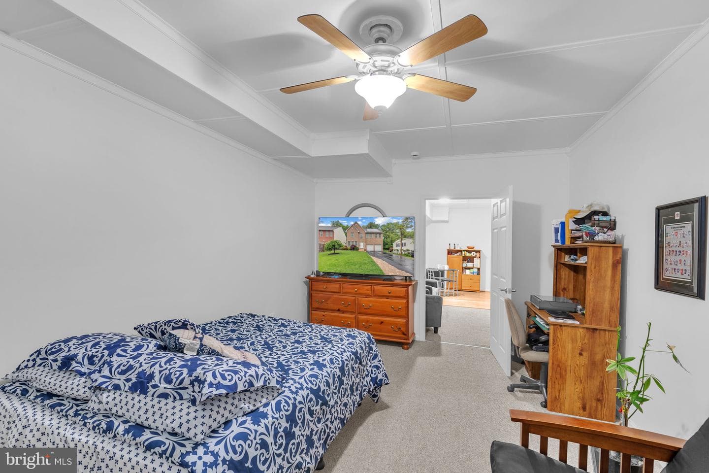 1010 Hollywood Avenue photo 29