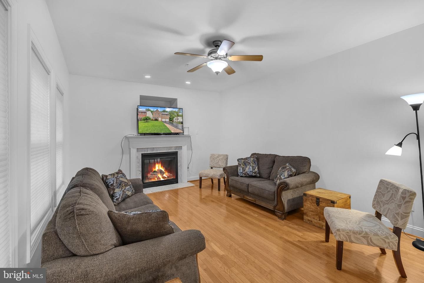 1010 Hollywood Avenue photo 7