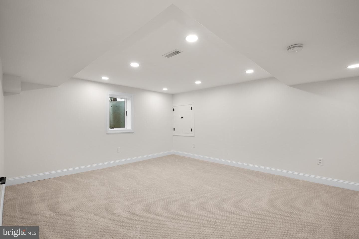 11513 Orebaugh Avenue photo 33