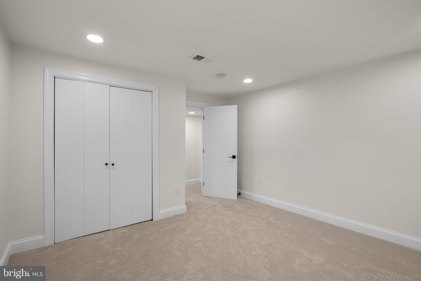 11513 Orebaugh Avenue photo 36