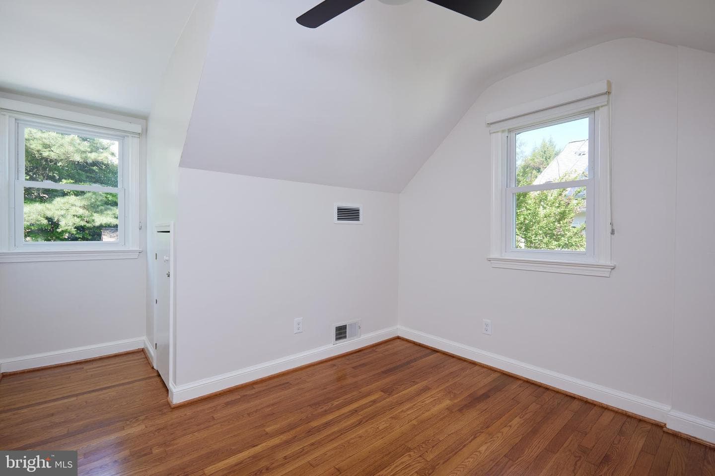 5610 Parkston Road photo 30