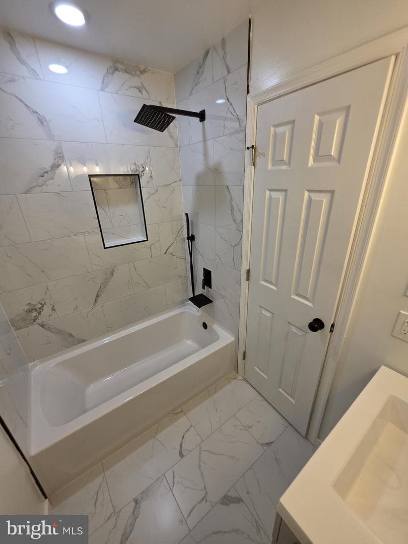 23 Grotto Court photo 12
