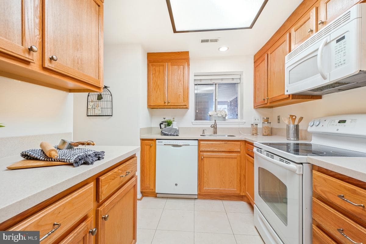 3511 Forest Edge Drive #17-3c photo 3