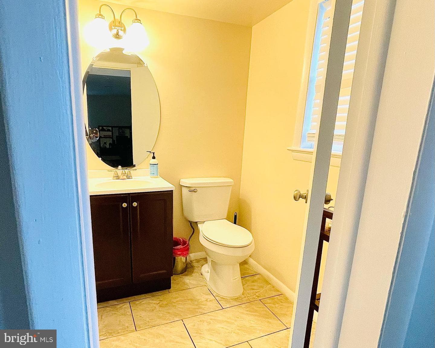 12112 Bayswater Road photo 15