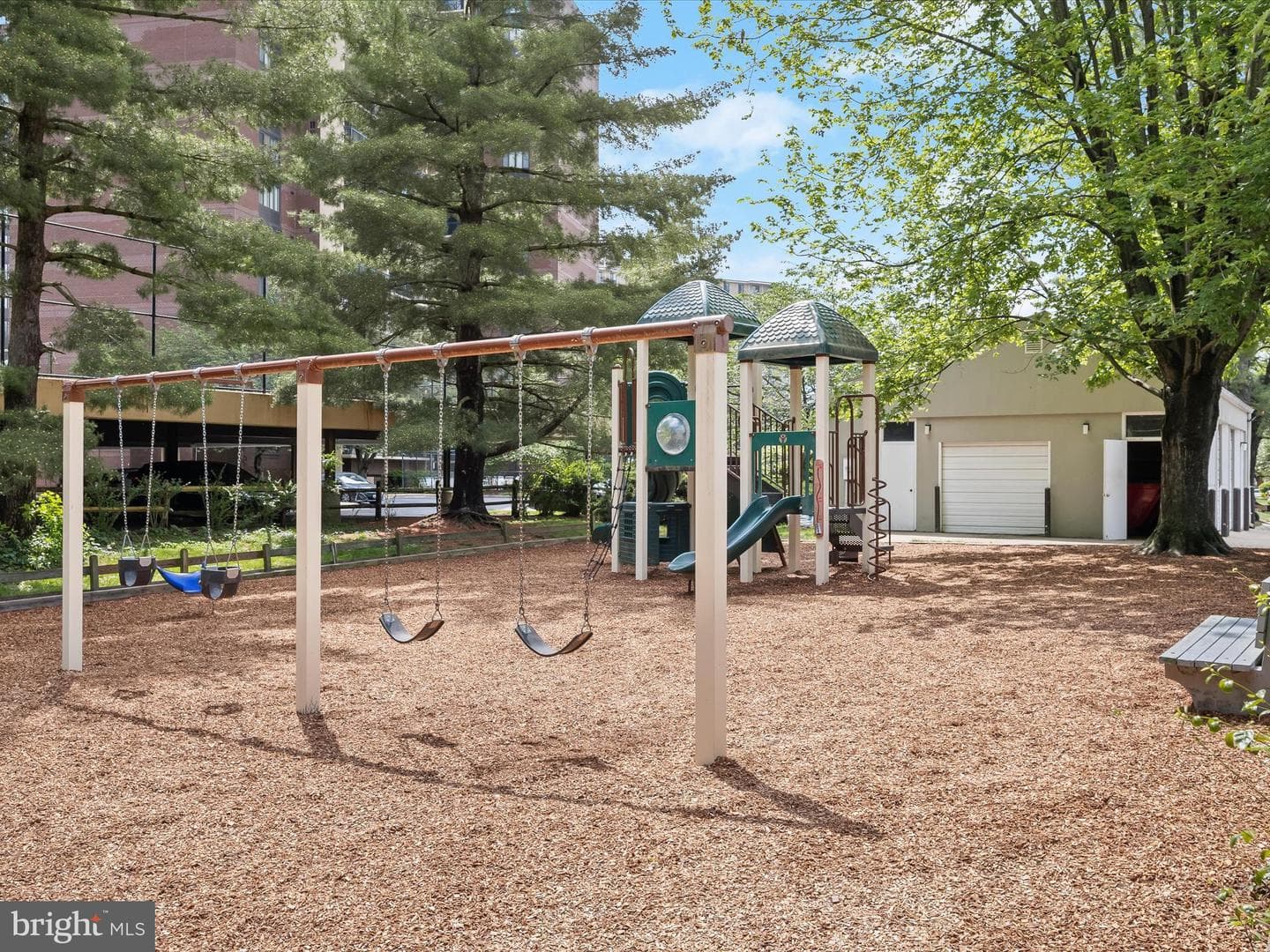 7545 Spring Lake Drive #7545-B photo 29