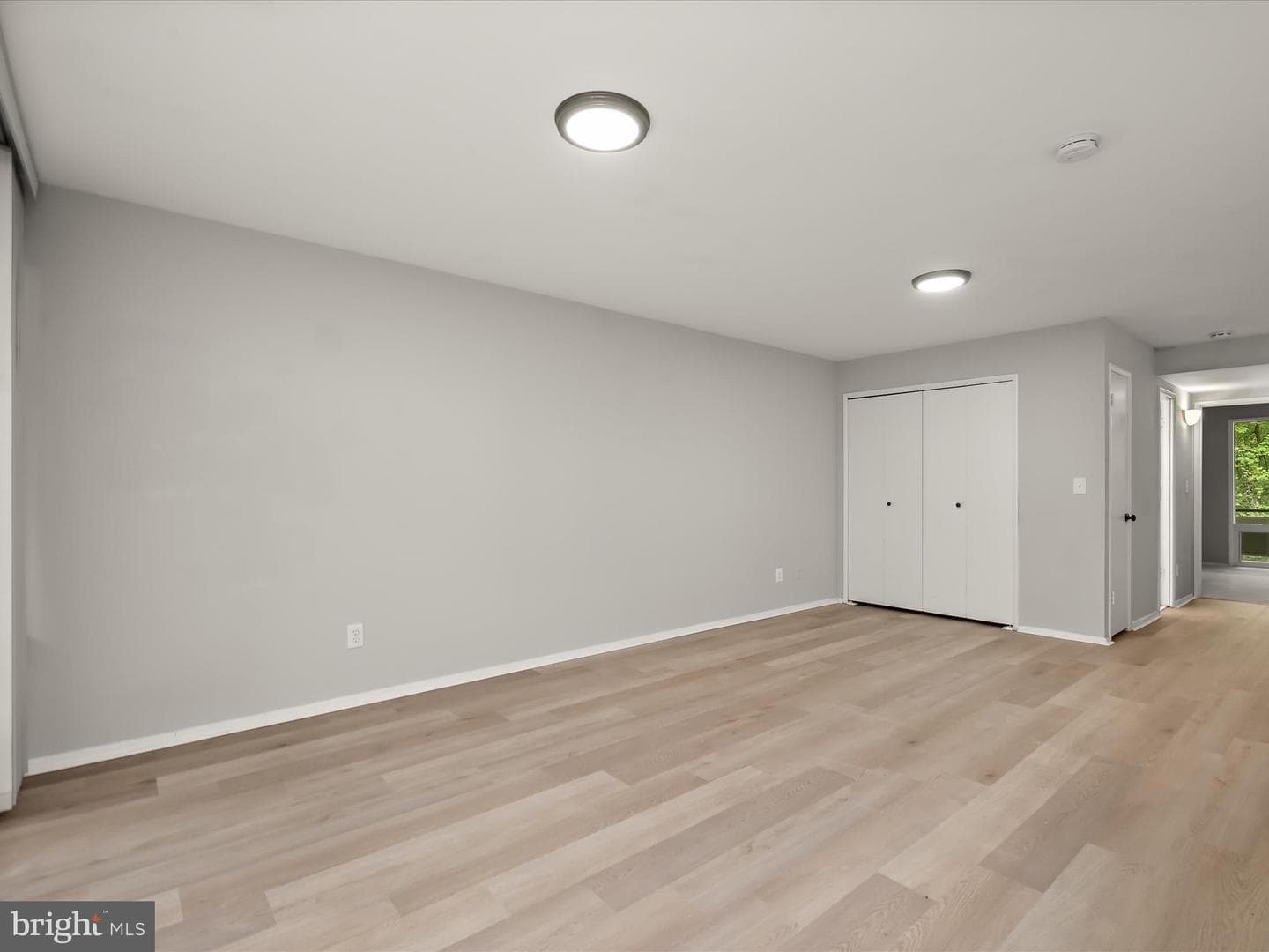 7545 Spring Lake Drive #7545-B photo 5