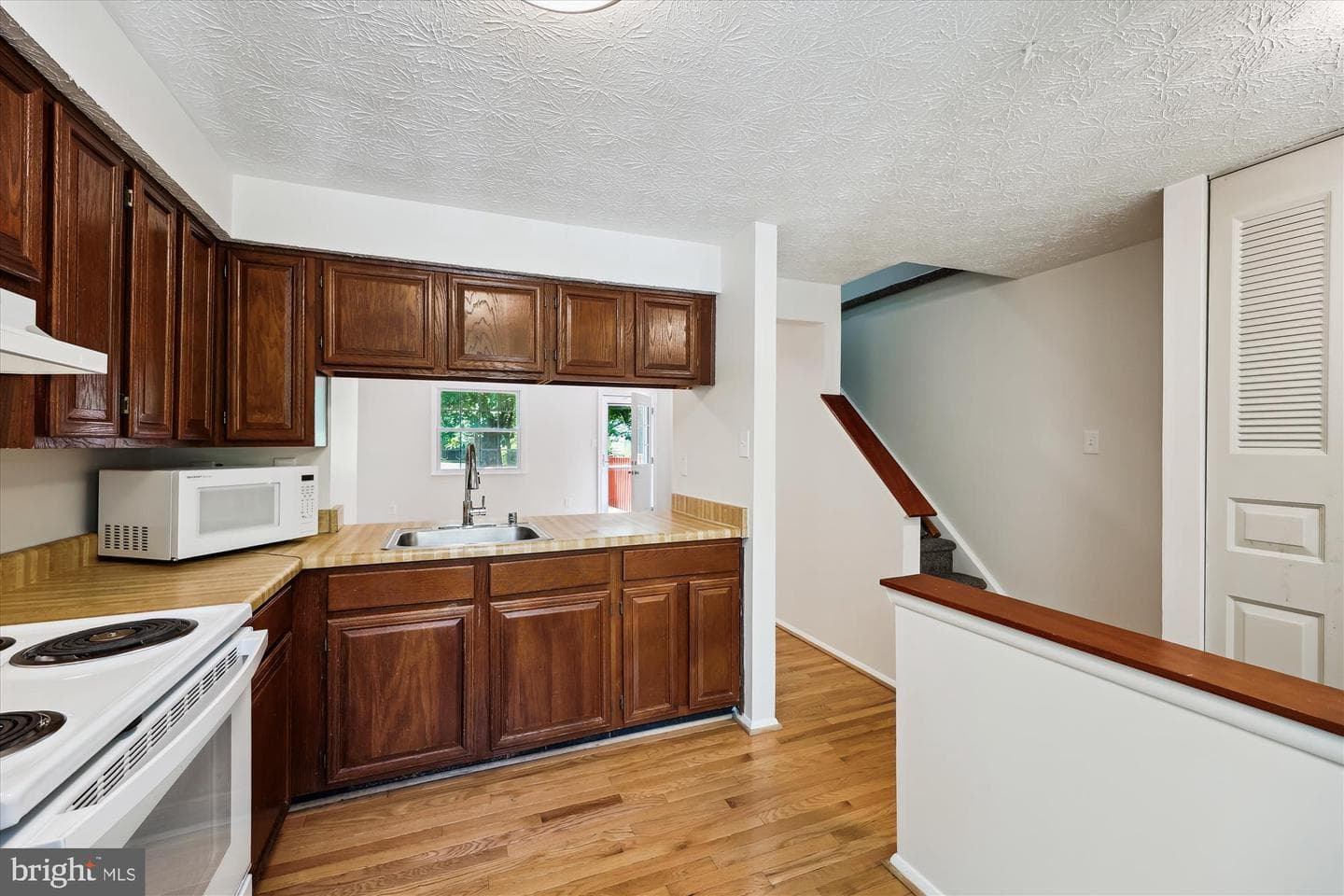 1279 Elm Grove Circle photo 3