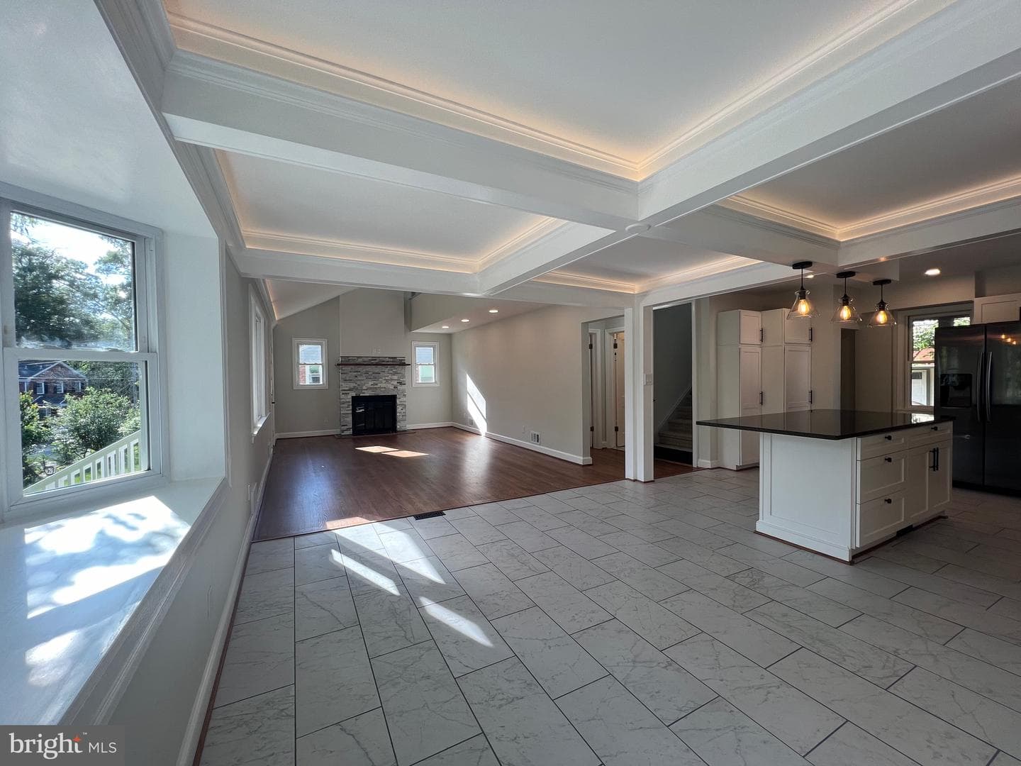 8107 Chester Street photo 29