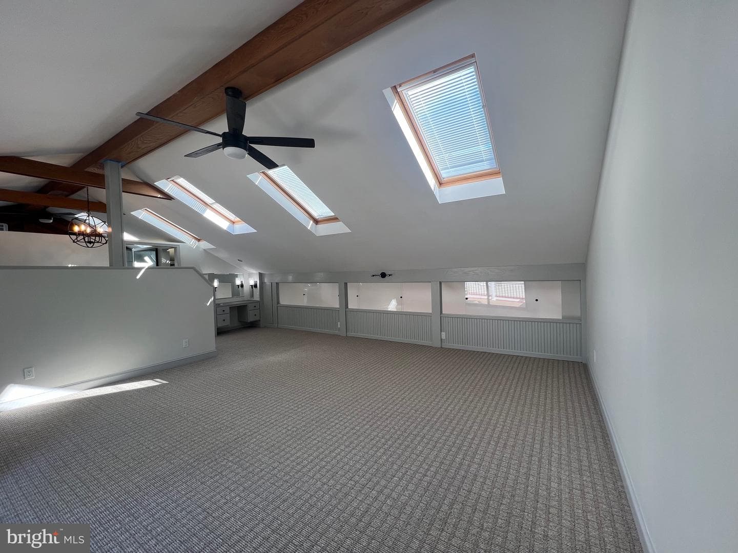 8107 Chester Street photo 42