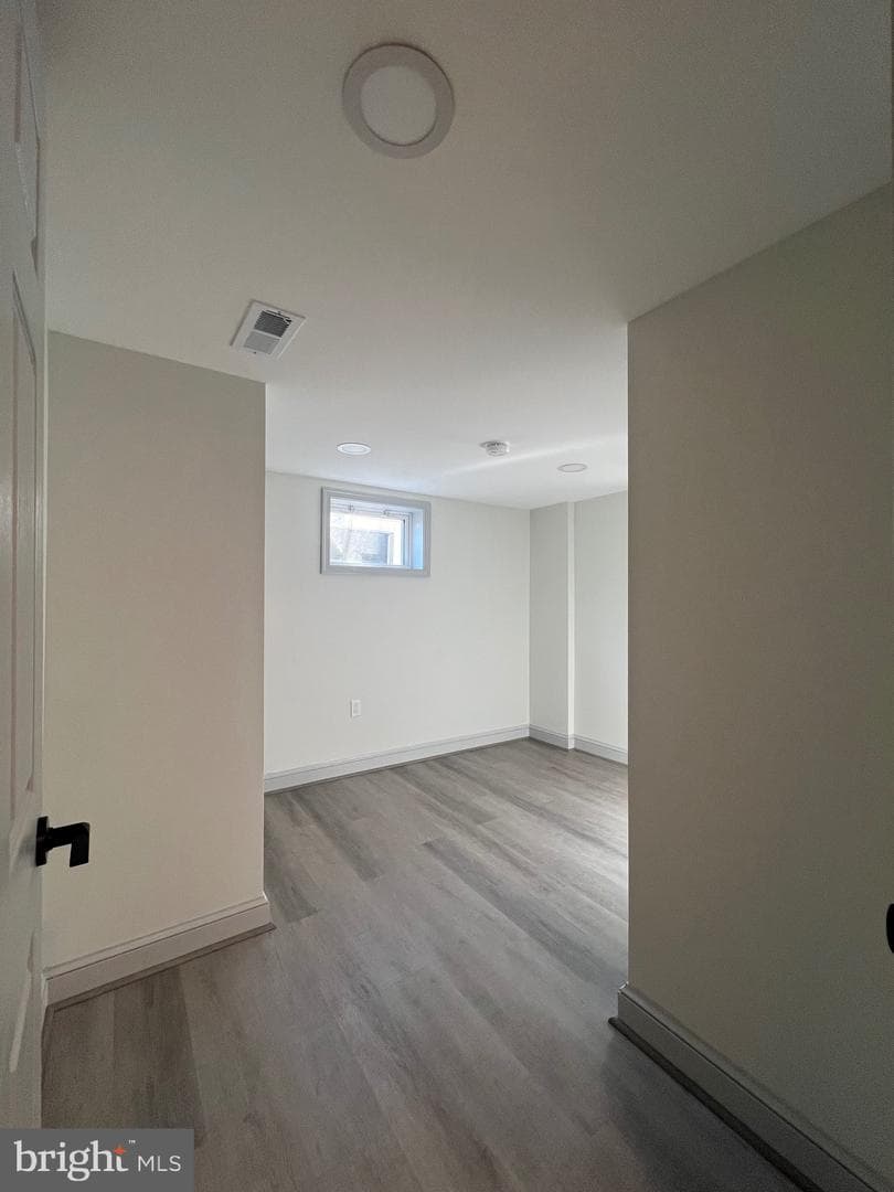 8107 Chester Street photo 61