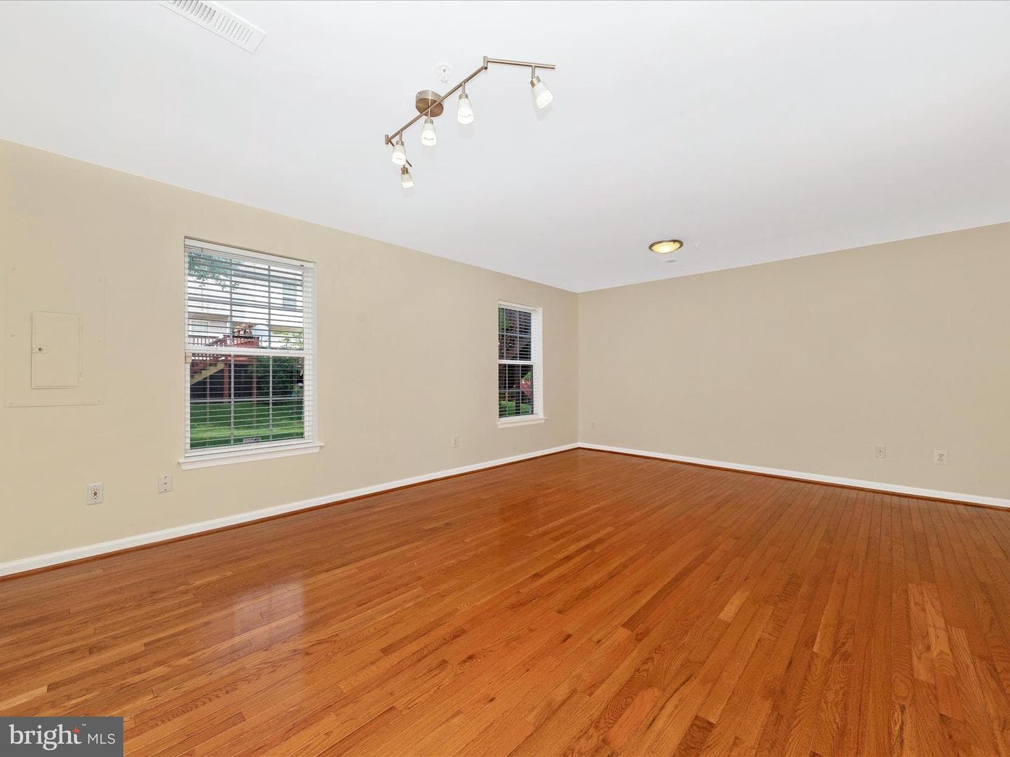 18312 Bailiwick Place photo 9