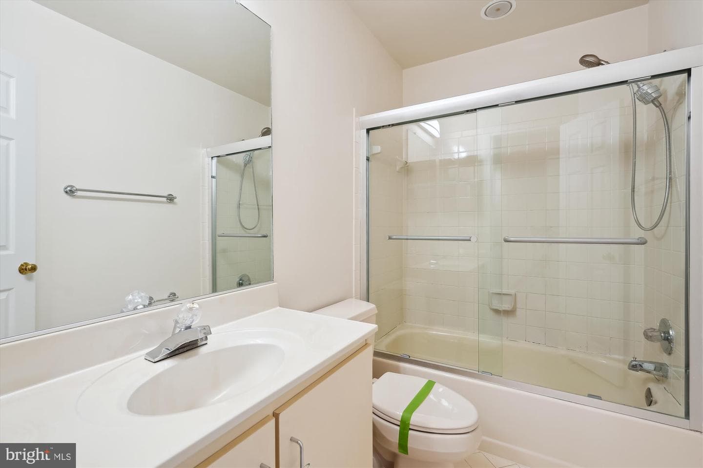 10924 Bloomingdale Drive photo 28