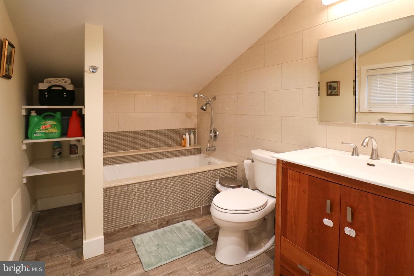 322 Mount Vernon Place photo 6