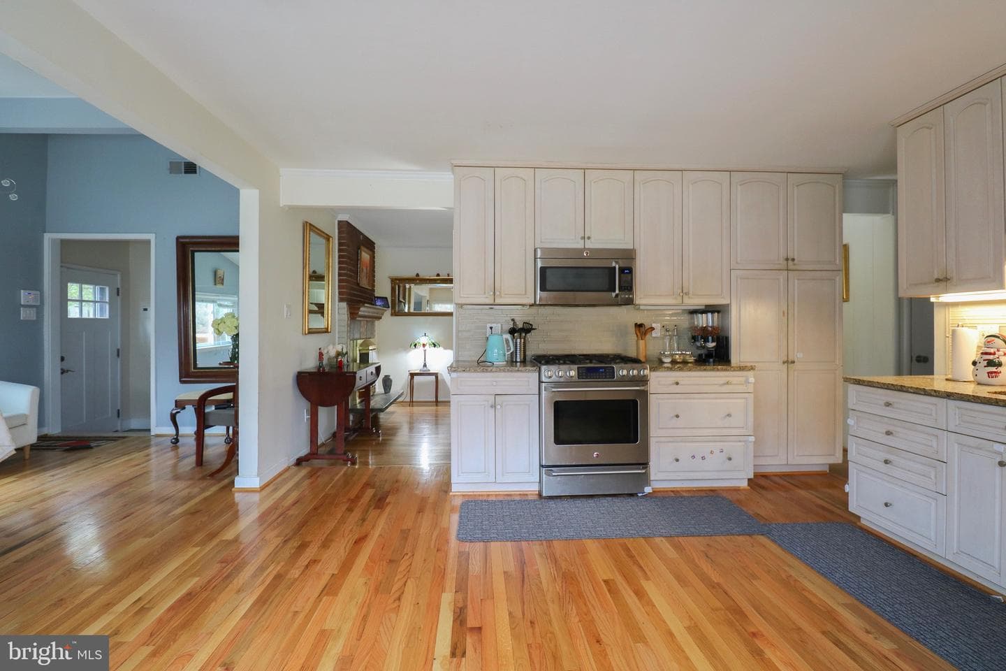 322 Mount Vernon Place photo 8