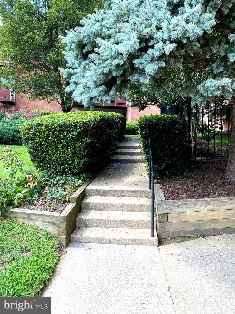 3419 University Boulevard W #102 photo 11